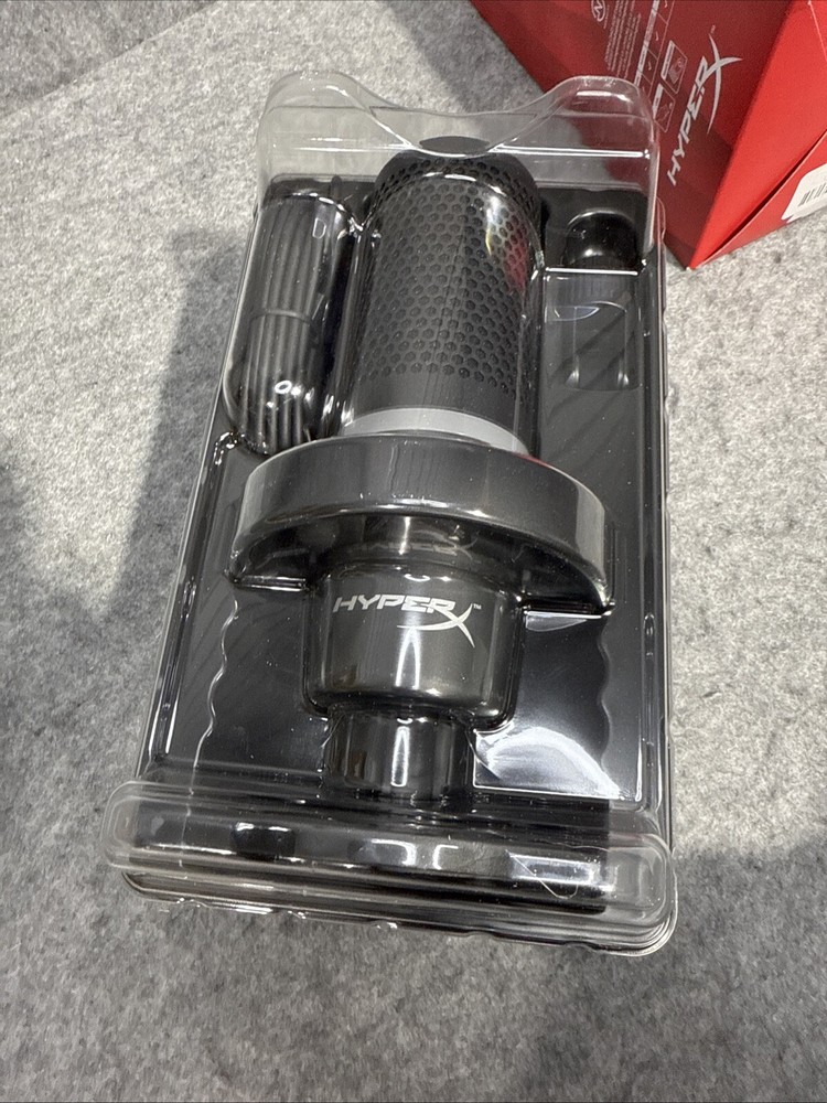 HyperX Doucast Microphone, Customizable RGB Light, PS4 & PS5 - 4P5E2AA