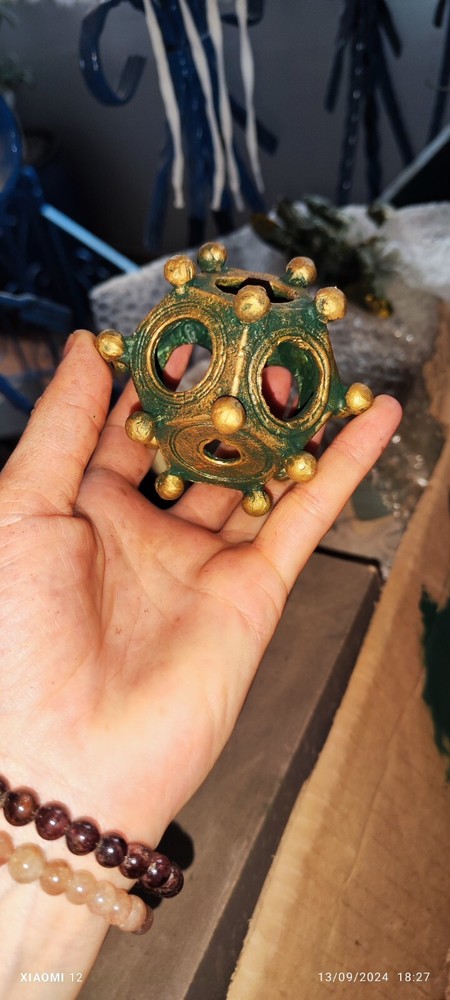 Roman Dodecahedron Replika (6cm)
