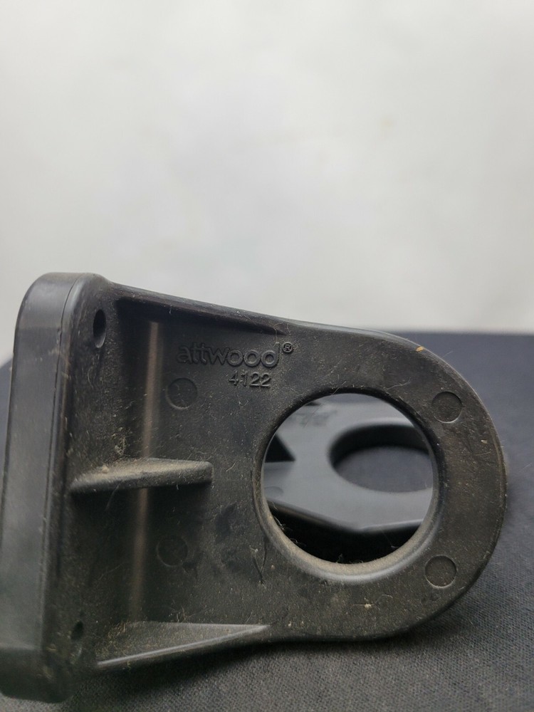 Attwood Marine 4122-3 Aerator Remote Bracket