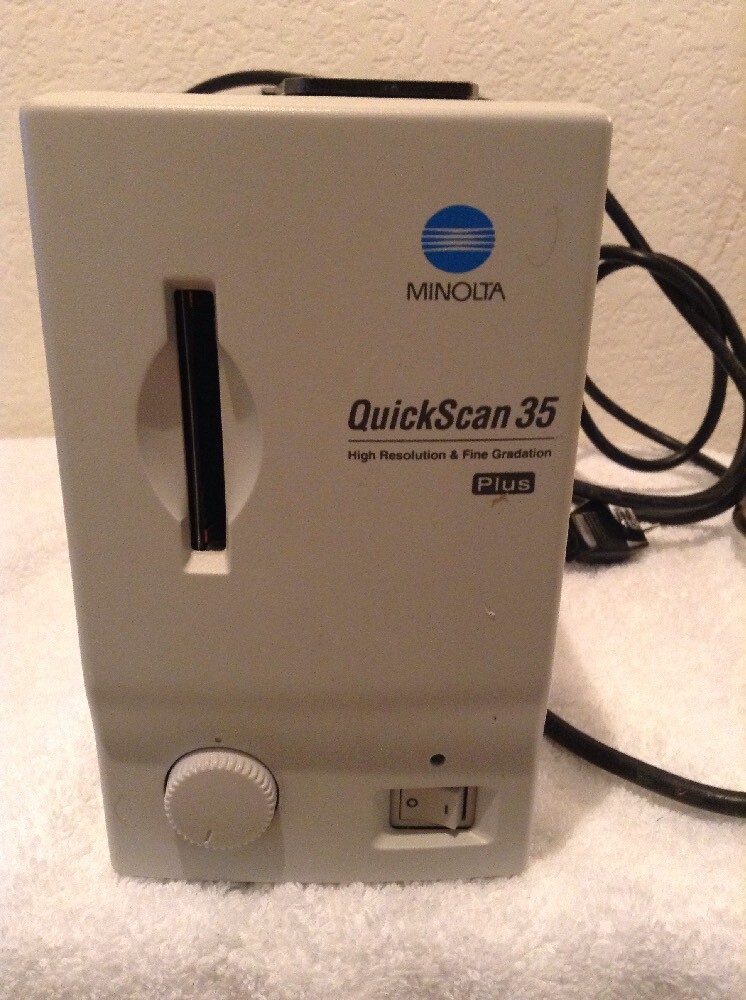 Minolta QuickScan 35 Plus High Resolution & Fine Gradation Film Scanner MAC & PC