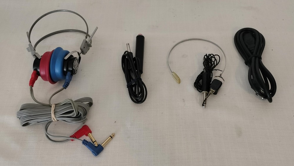 MAICO MA 40 AIR/BONE PORTABLE AUDIOMETER