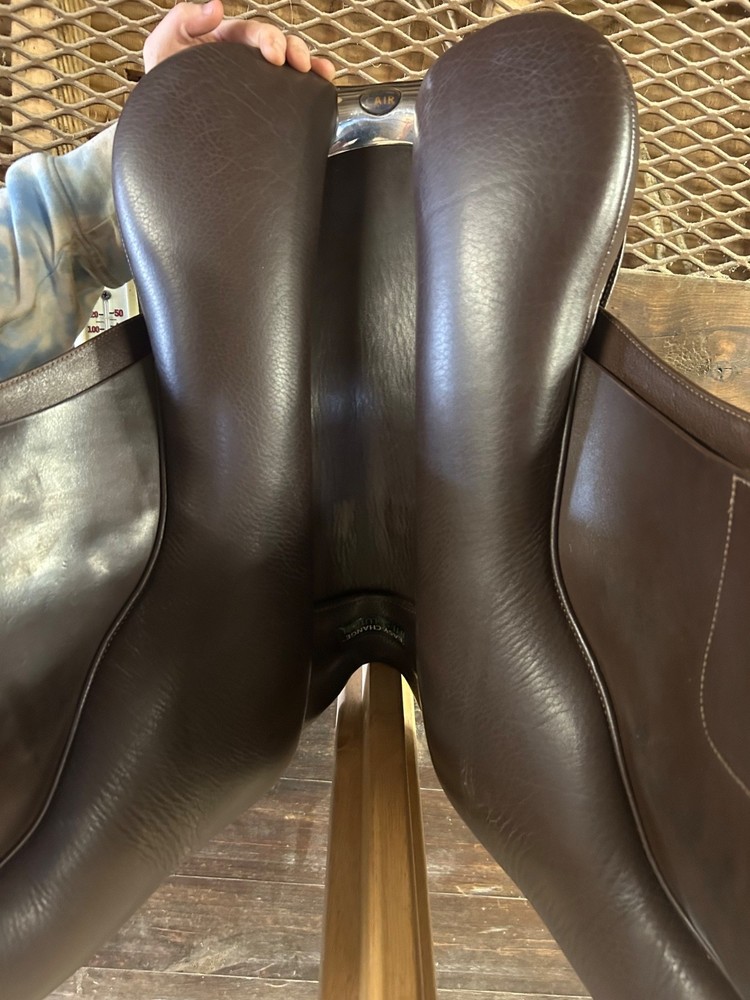 Bates 18 inch saddle all purpose