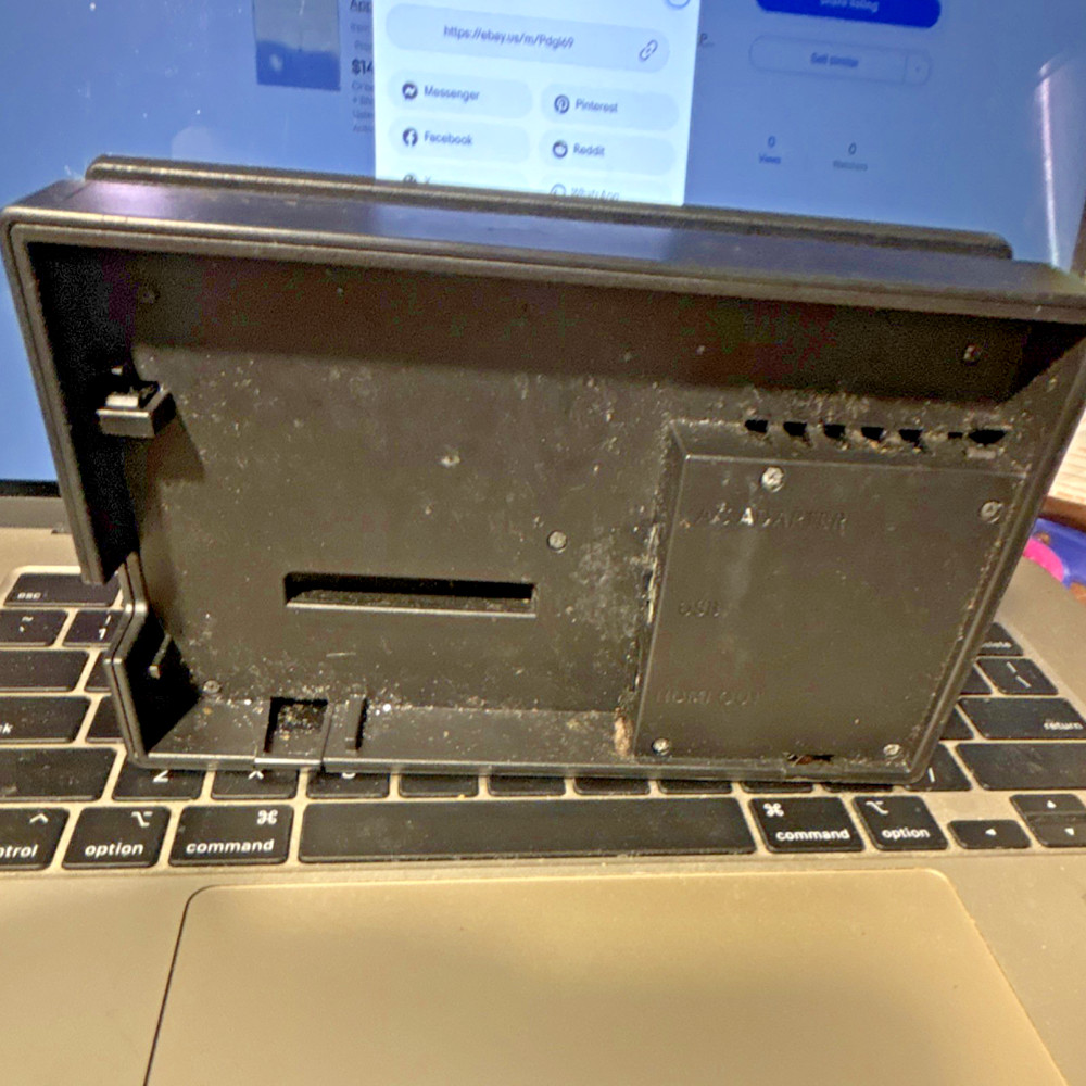 Nintendo Switch Charging Dock Black USB Console For Nintendo Switch. UNTESTED