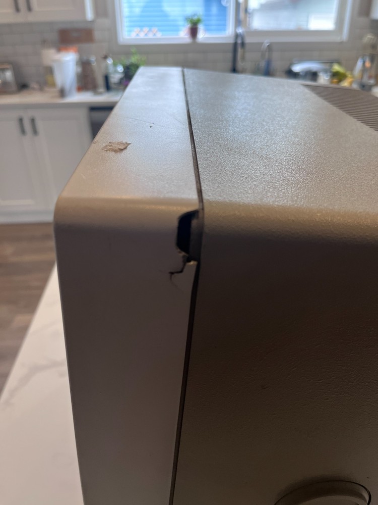 Vintage IBM 3180 Terminal – Powers On - Display Issues