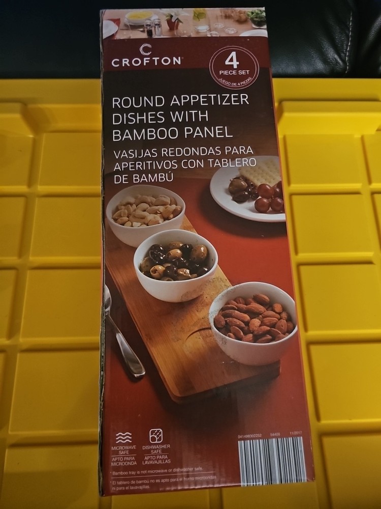 Crofton Round Appetizer Dishes With Bamboo Panel 4 Piece Set