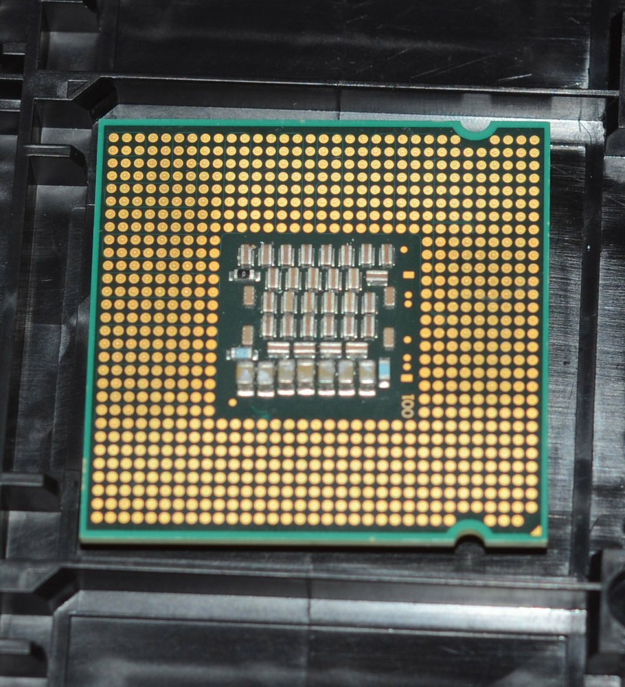 Intel Core 2 Duo E6700 2.66 GHz Dual-Core SL9ZF Processor