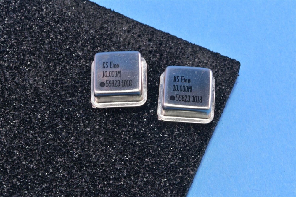 (2) KS Electronics Standard Clock Oscillator OSC 10.000MHZ Half Size