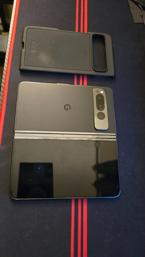 Google Pixel Fold - 256 GB - Obsidian (Unlocked)