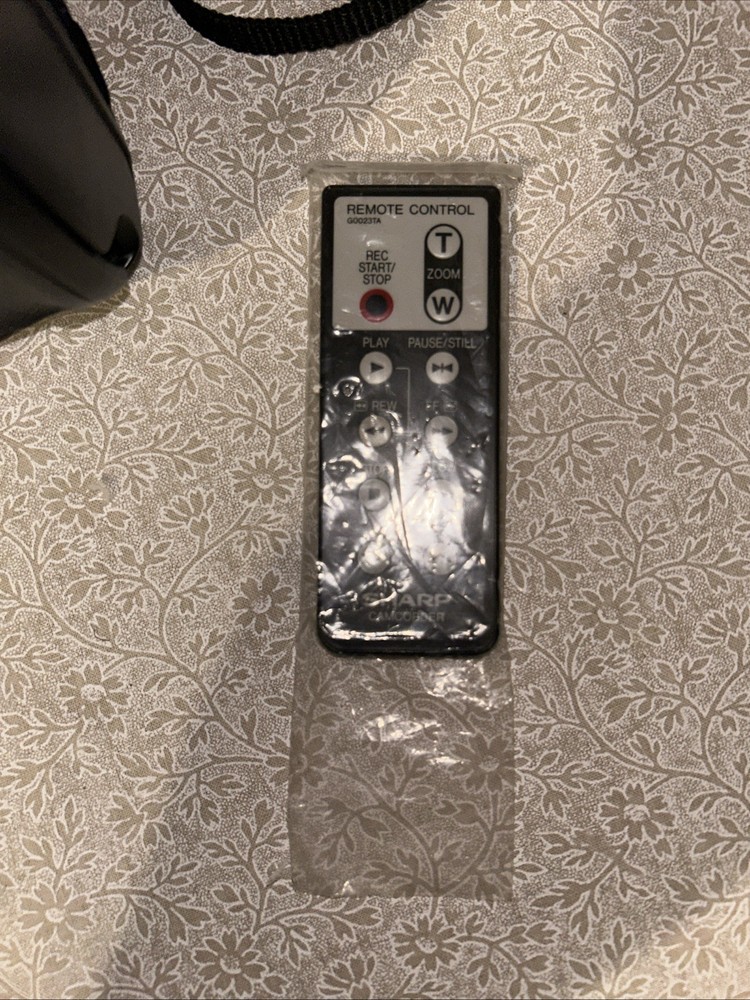 Sharp Liquid Crystal Video Camera Vl-E47 & Accessories