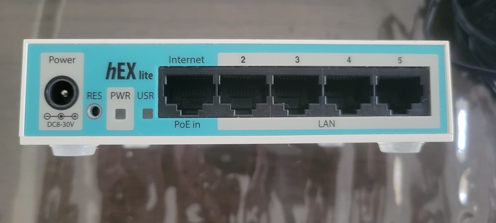 MikroTik hEX Lite RB750r2 w/Power Supply