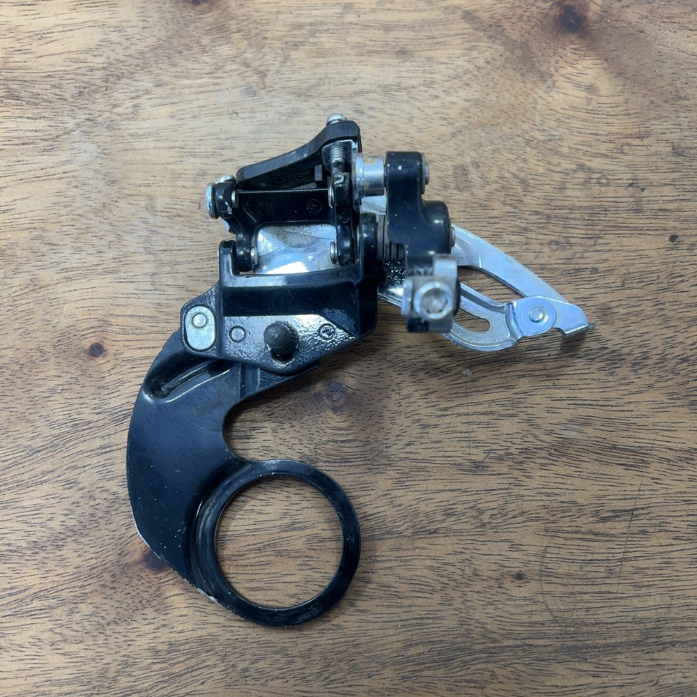 Shimano LX FD-M567 3x8s Front Derailleur MTB E-Type BB Mount Top Pull