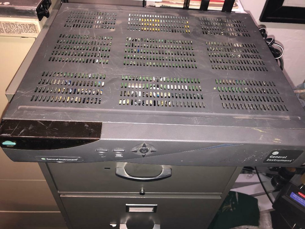 General Instruments DSR410 Satellite Receiver