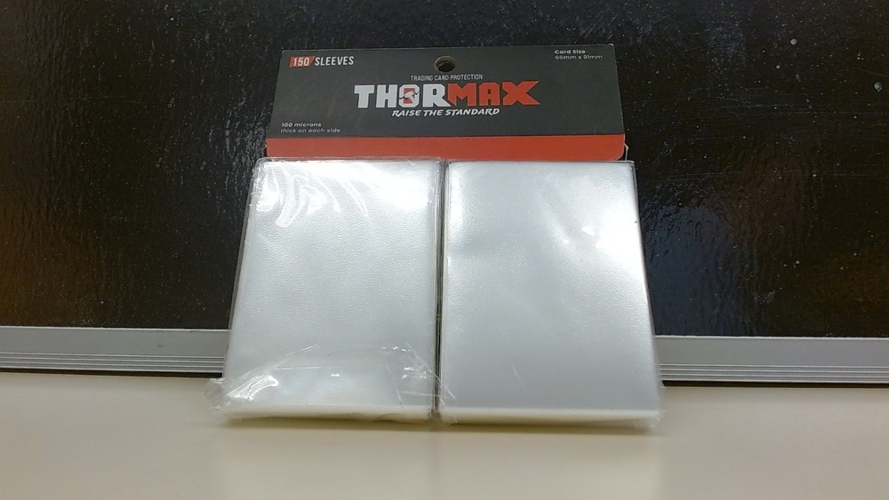 Thormax card protecter (150)