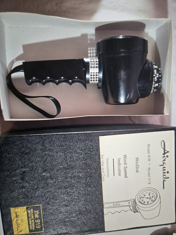 Vintage Airguide Model 919 With Compass Black WinDial Wind Speed Indicator