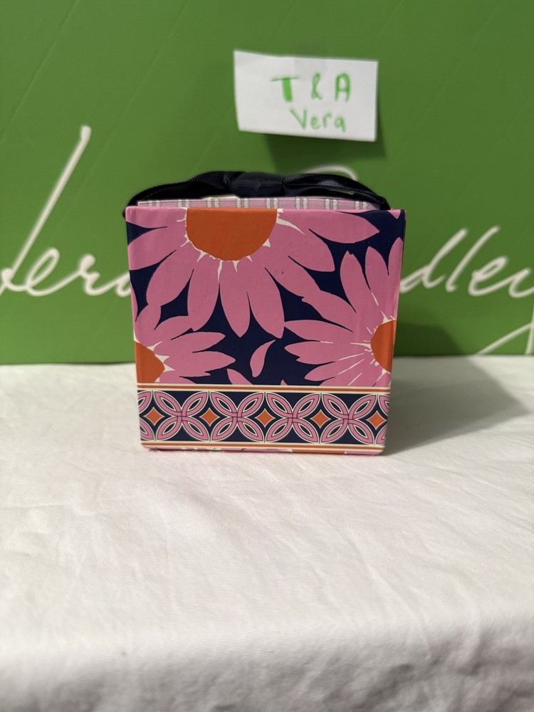 Vera Bradley Loves Me Take Note Cube NWT Retired Pattern