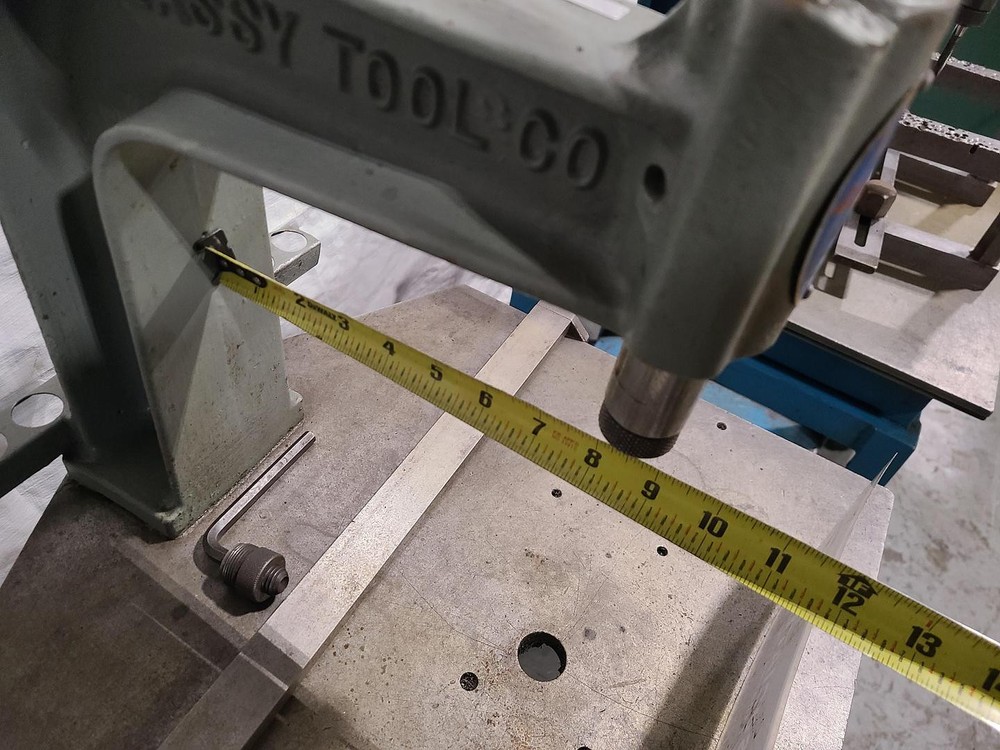 Lassy 12F Thread Tapping Machine with Tooling