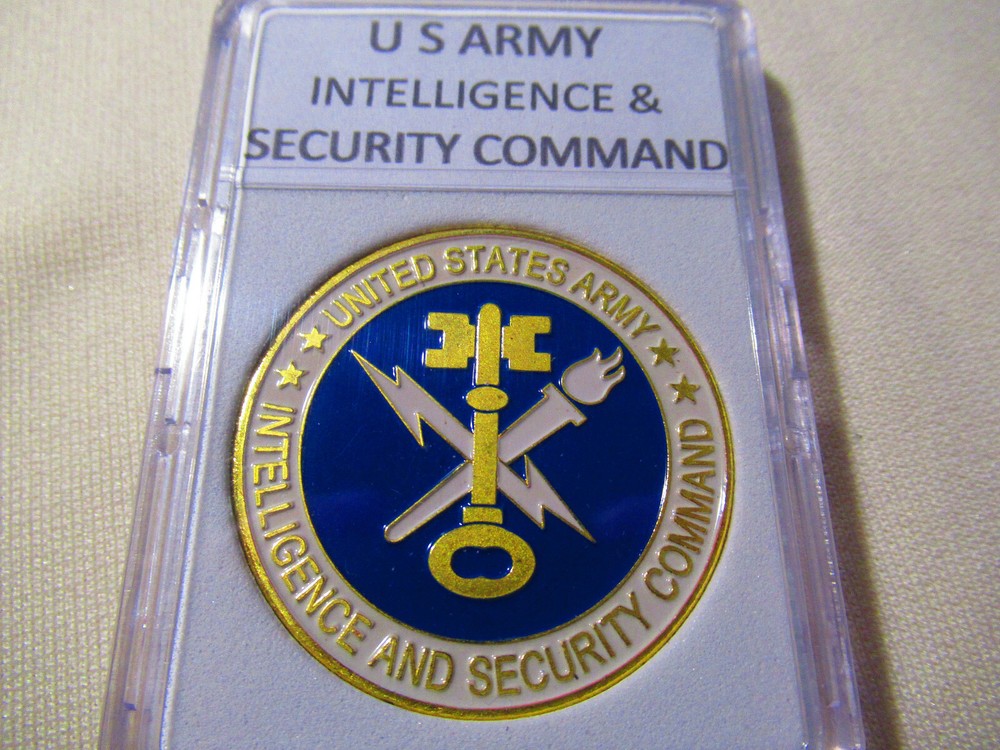 U S ARMY INTELLIGENCE & SECURITY COMMAND (INSCOM) Challenge Coin