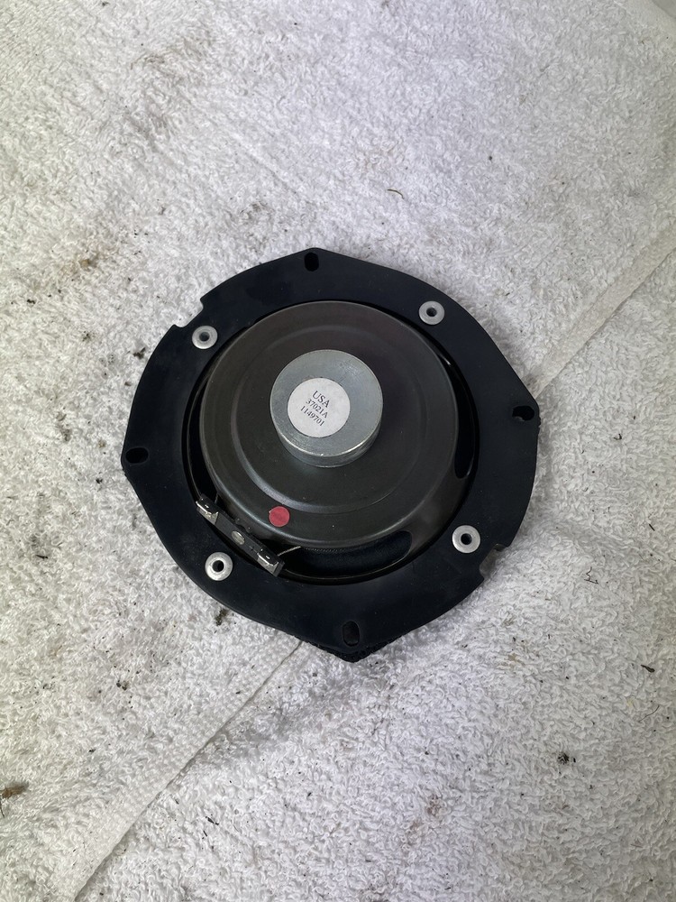 Harley Davidson FLHTC Speaker Assembly 77010-96 NOS