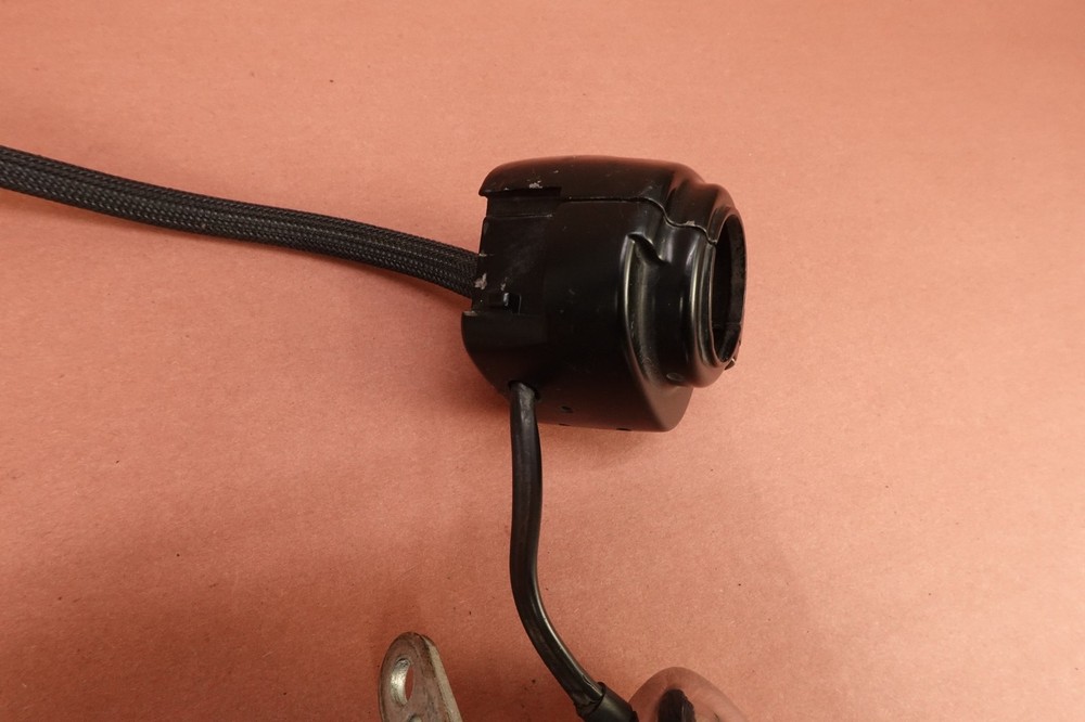 2005-2006 Harley Davidson FXDWGI Dyna Wide Glide Left Control Switch & Blinker