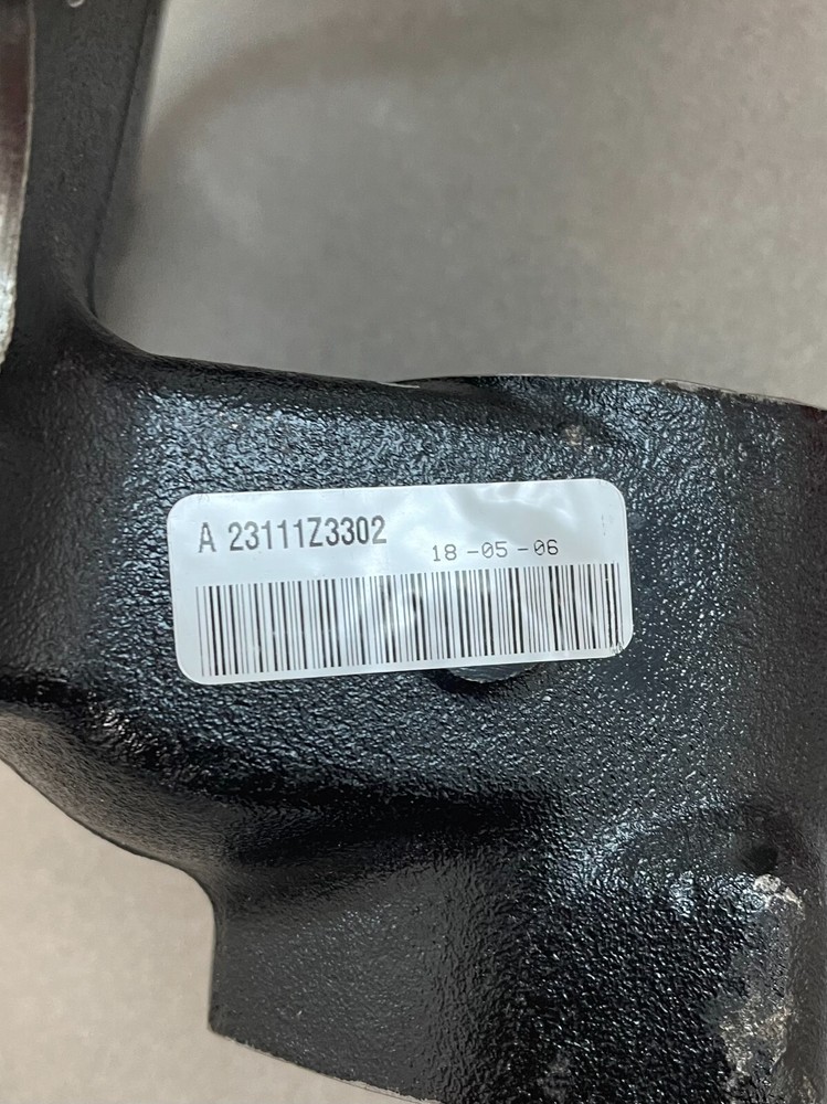 A23111Z3302 - MERITOR, FRONT AXLE - STEERING KNUCKLE ASSEMBLY
