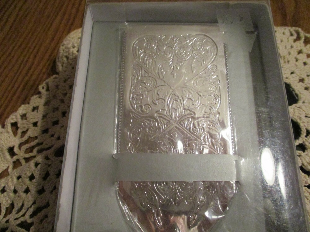 Wilton Cake Server in Original Box