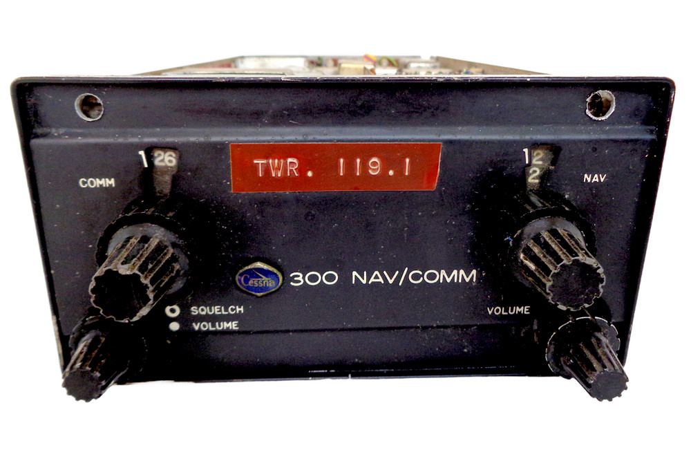 Cessna 300 Nav/Com Receiver/Transmitter Untested/For Parts Only