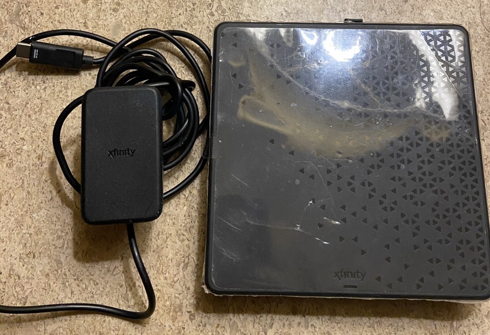 Xfinity Xi6-T Model TX061AEI Streaming Box