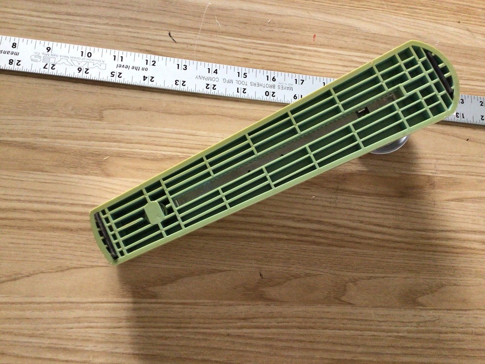 EK success Stapler For Decorative Staple Bars