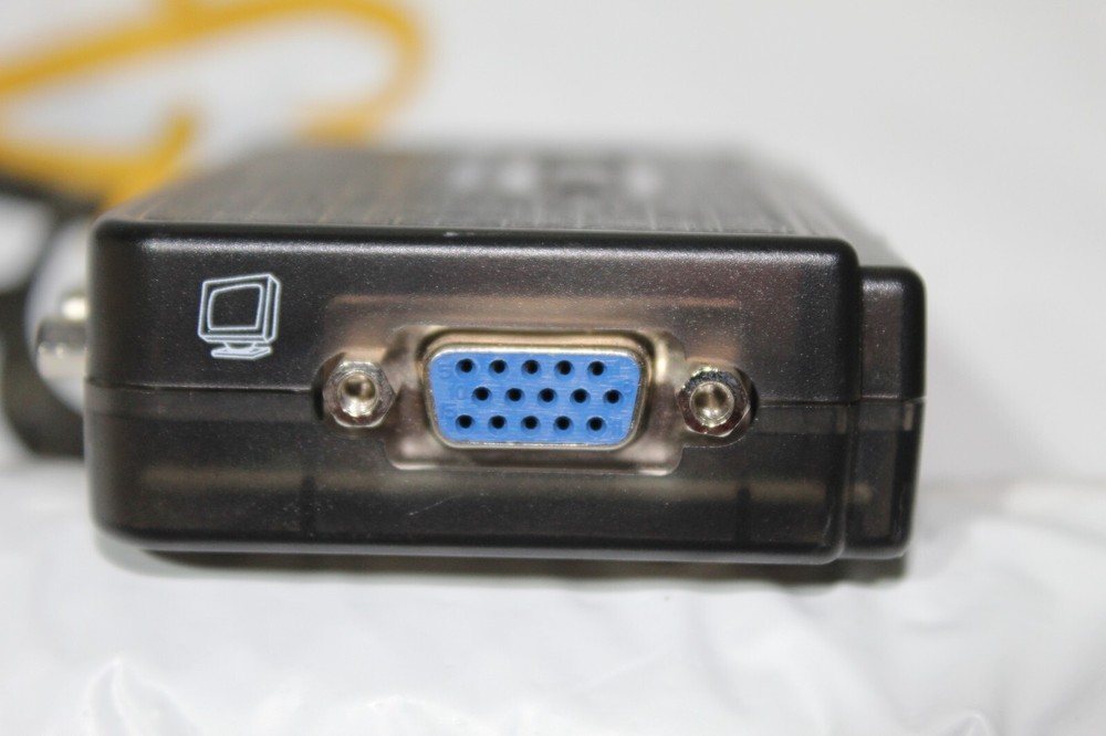 StarTech StarView 2 Port USB Micro KVM Switch SV211KUSB