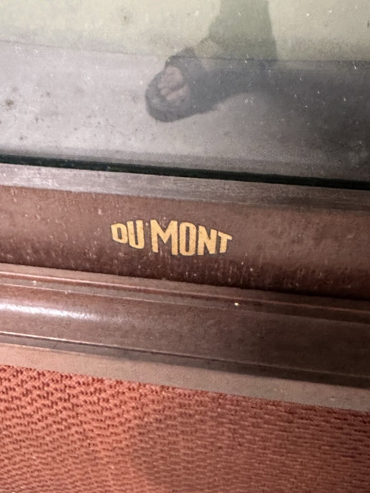 Vintage Dumont Television RA-113