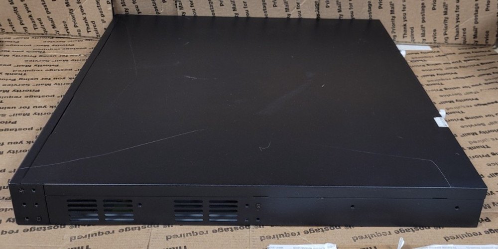 CHECKPOINT PB-20 SECURITY FIREWALL APPLIANCE NO RACK EARS (TESTED)