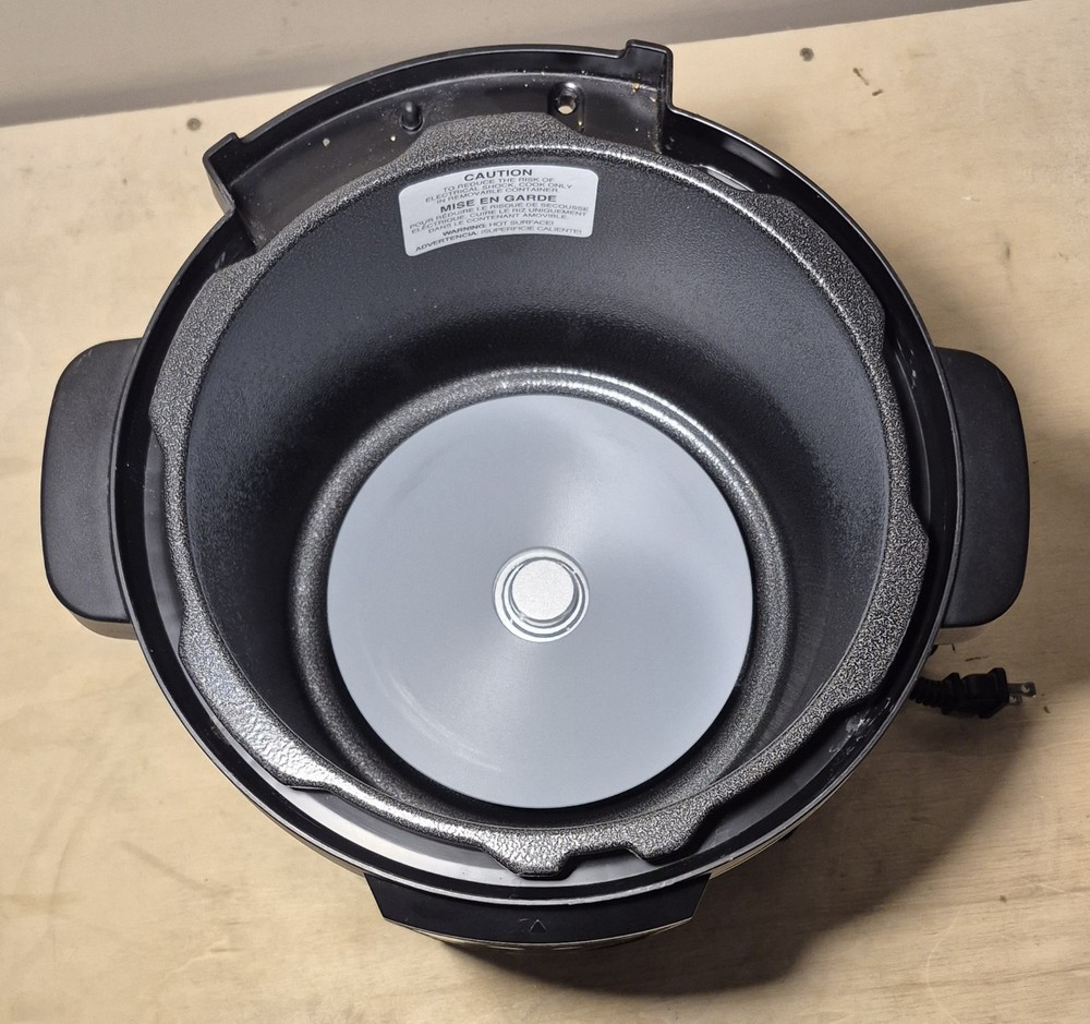 Farberware Electric Pressure Cooker WM-CS6004W Replacement Base ONLY Tested