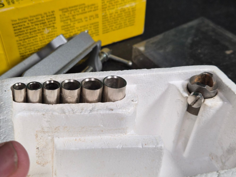 Stanley Doweling Jig 59 04-059 with box