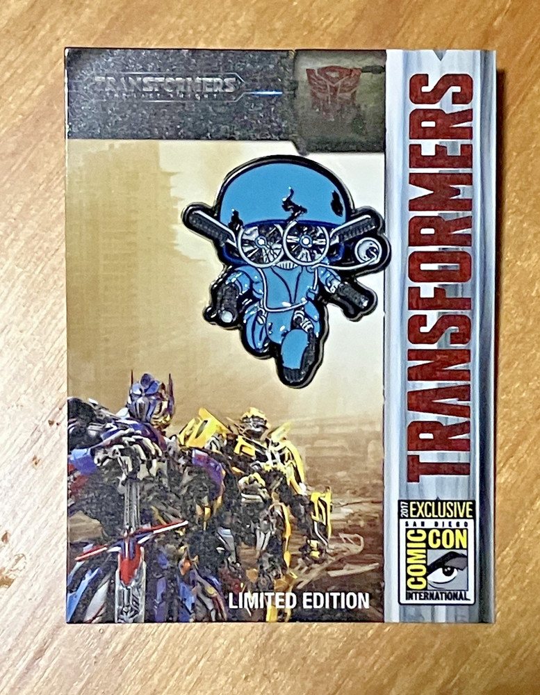 TRANSFORMERS Squeeks Pin 2017 ComicCon Exclusive Ltd. Ed. Never Removed fm Card