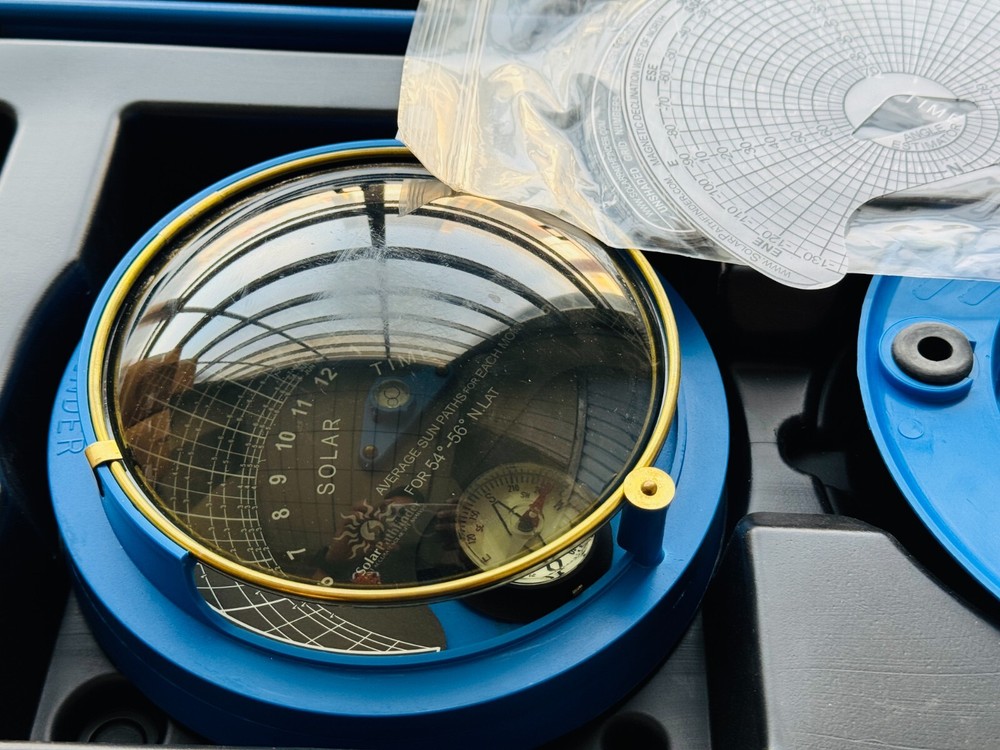 Solar Pathfinder Solar Site Analysis with Tripod and Hard Case Open Box