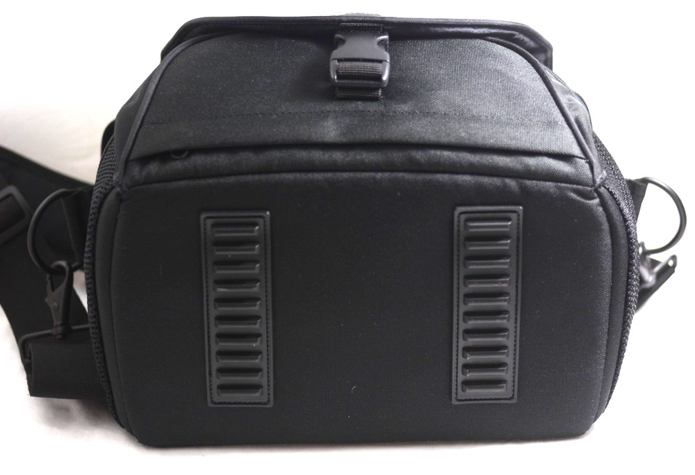 LOWEPRO NOVA 4 AW BLACK CAMERA MEDIUM SHOULDER BAG FOR SLR DSLR (MINT)