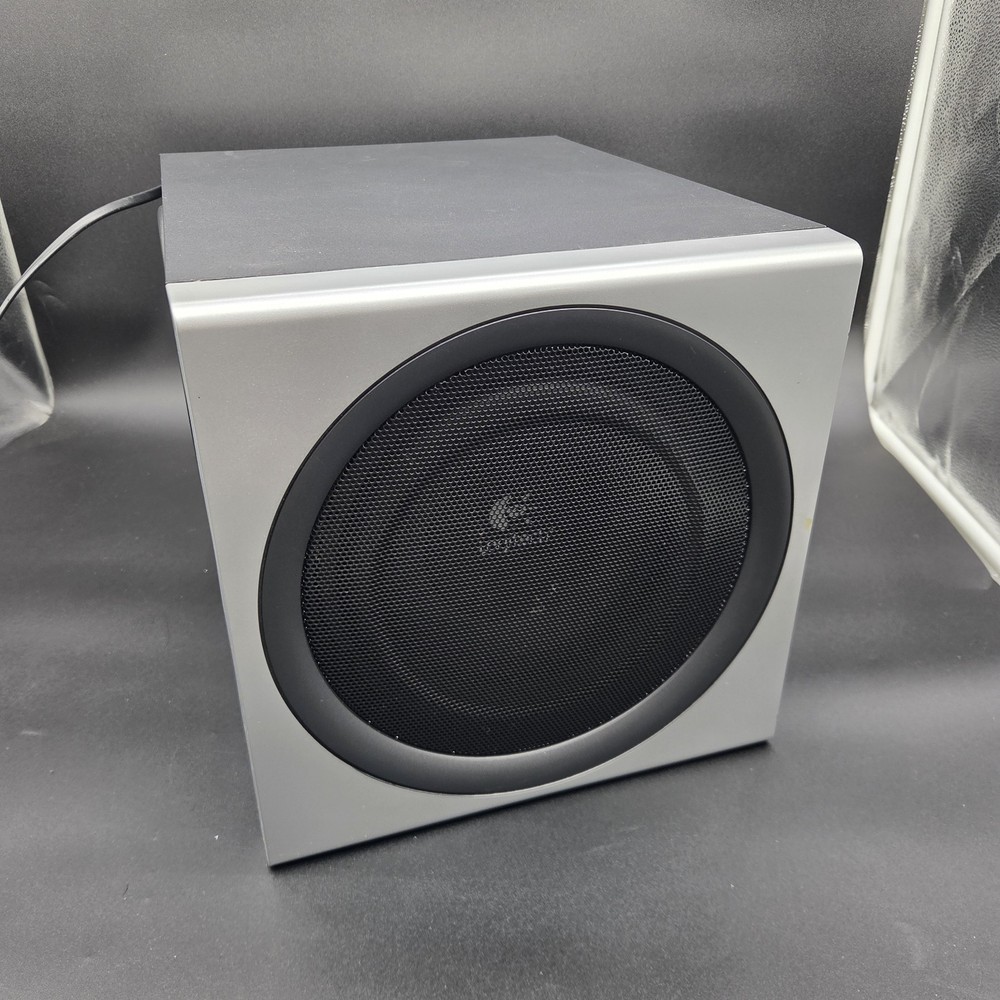 Logitech Z-2300 Computer Speakers THX w/ Subwoofer - EUC