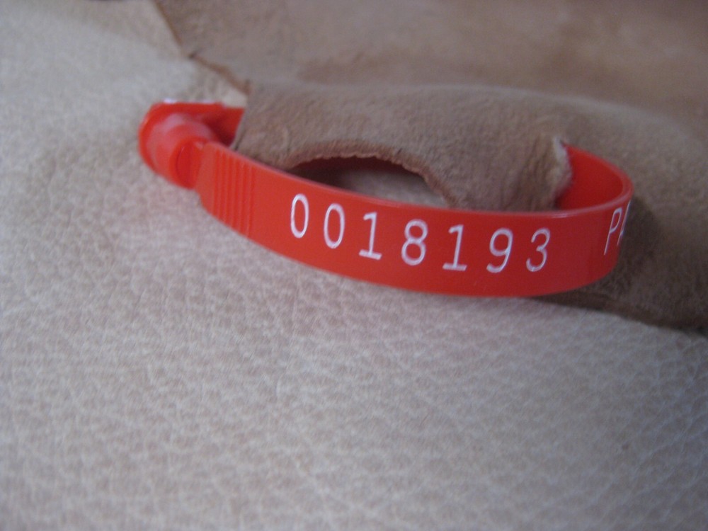 Top Grain Deer Leather #0018193 Row 154