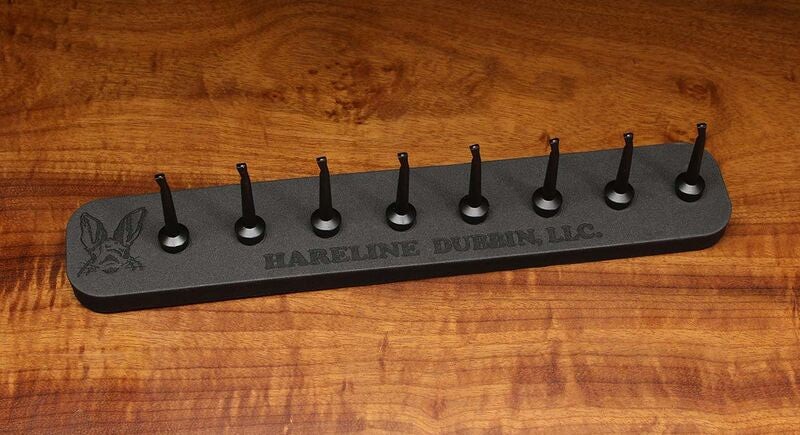 Hareline Dubbin Center Fly Display