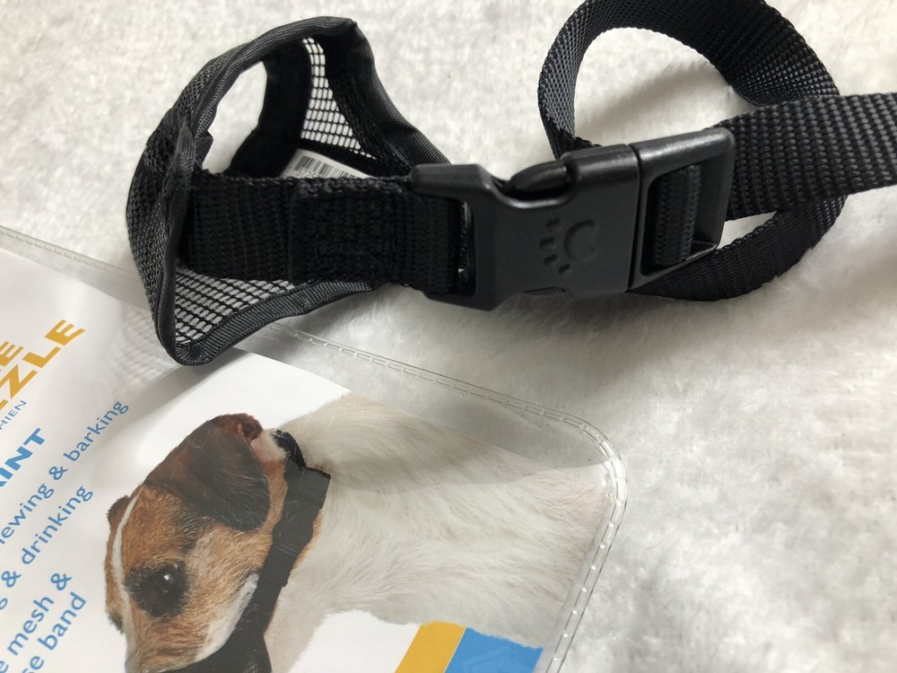 Pet GRREAT CHOICE Adjustable Dog Mesh Muzzle Temporary Muzzle Restraint Small