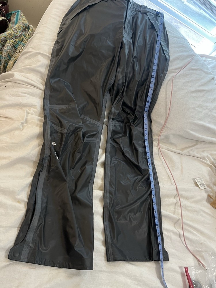Columbia Titanium Men's Snow/ski Pants, Size Medium.