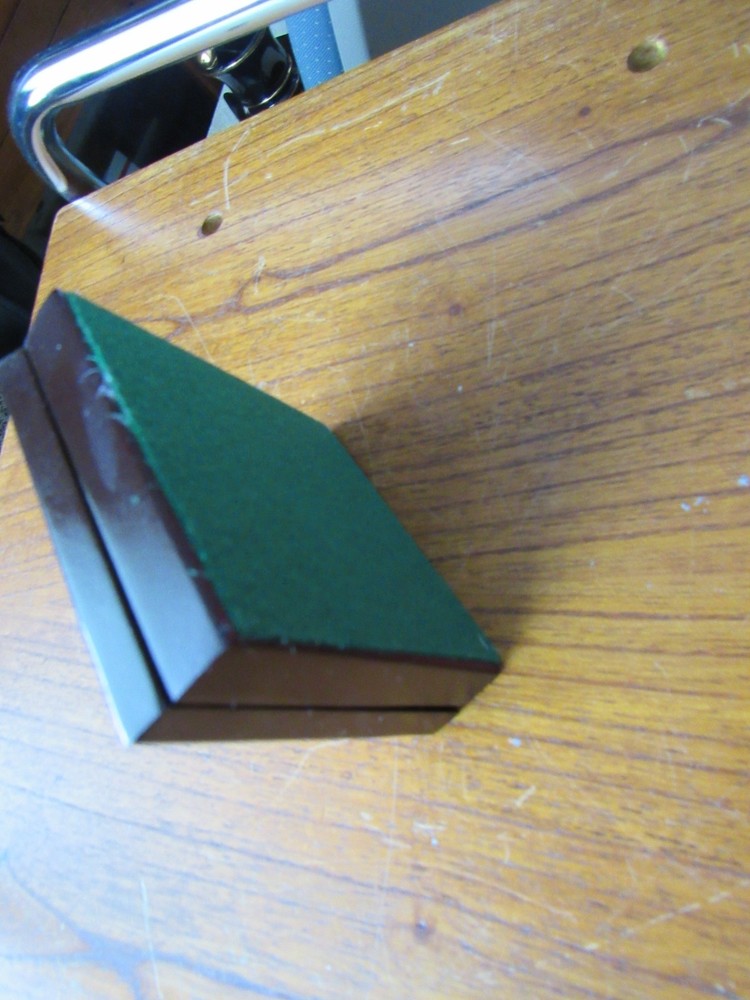 COMPASS BRONZE ON WOODEN BOX
