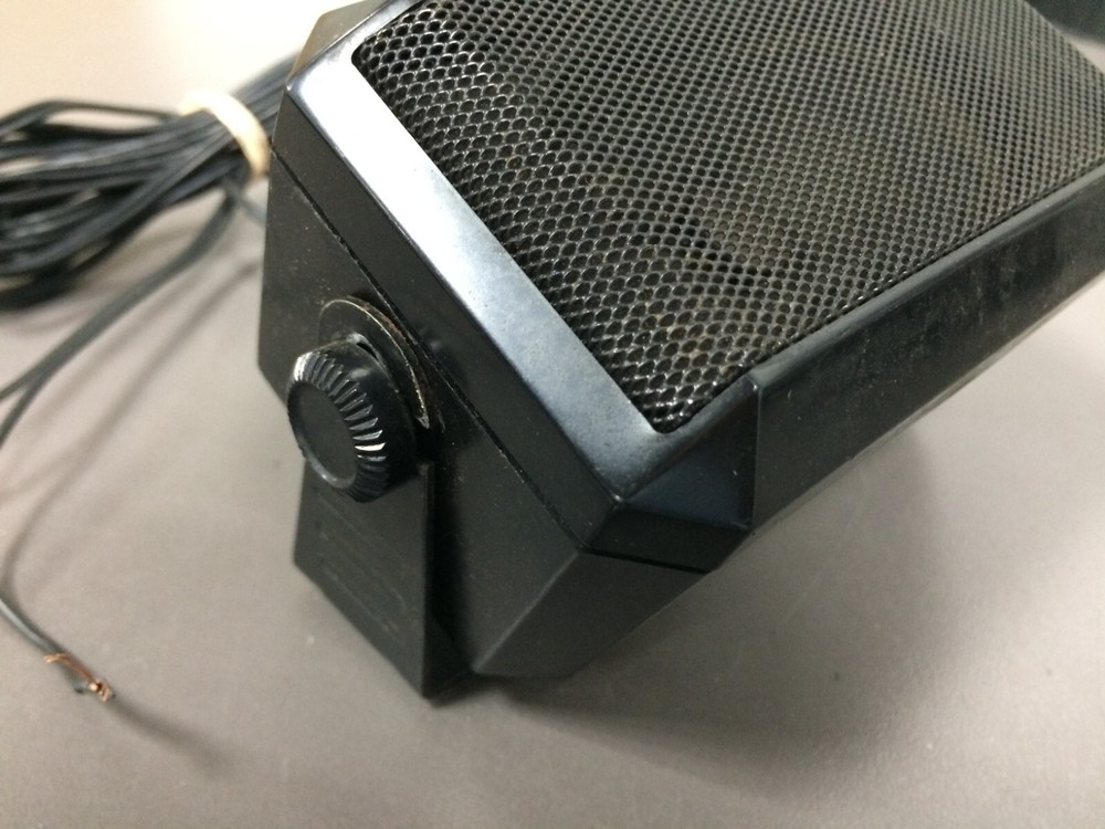 UNBRANDED, External Speaker, Mount & Screws, NO Plug, Tested Good