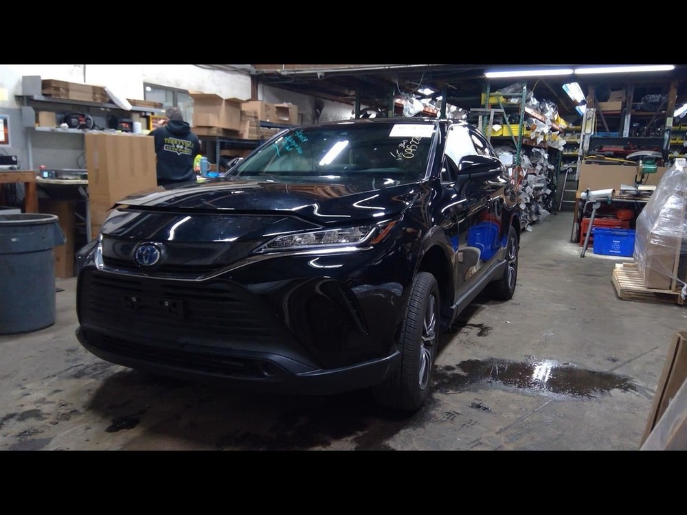 Camera Front Windshield Mounted Fits 21-22 VENZA 8646C-48061