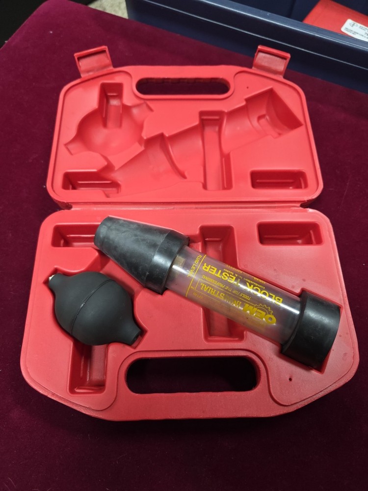 OEMTOOLS Combustion Leak Detector Used