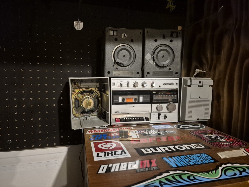 Old School Sanyo Mk40 Stereo Boombox +EXTRAS