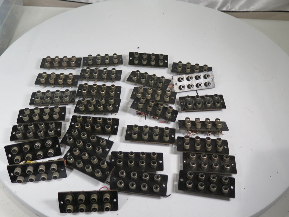 Marantz 2270 Main Preamp Record RCA connectors