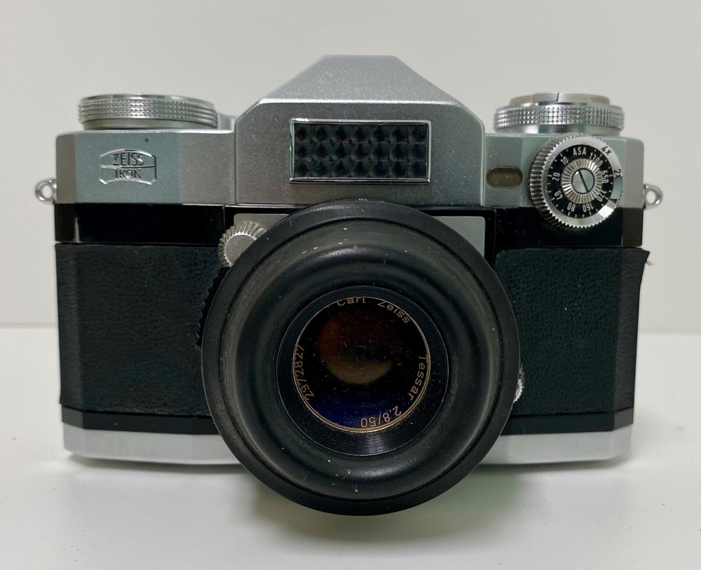 ZEISS IKON Camera