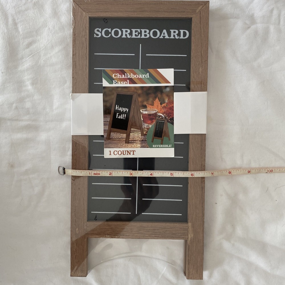 CHALKBOARD SCOREBOARD EASEL