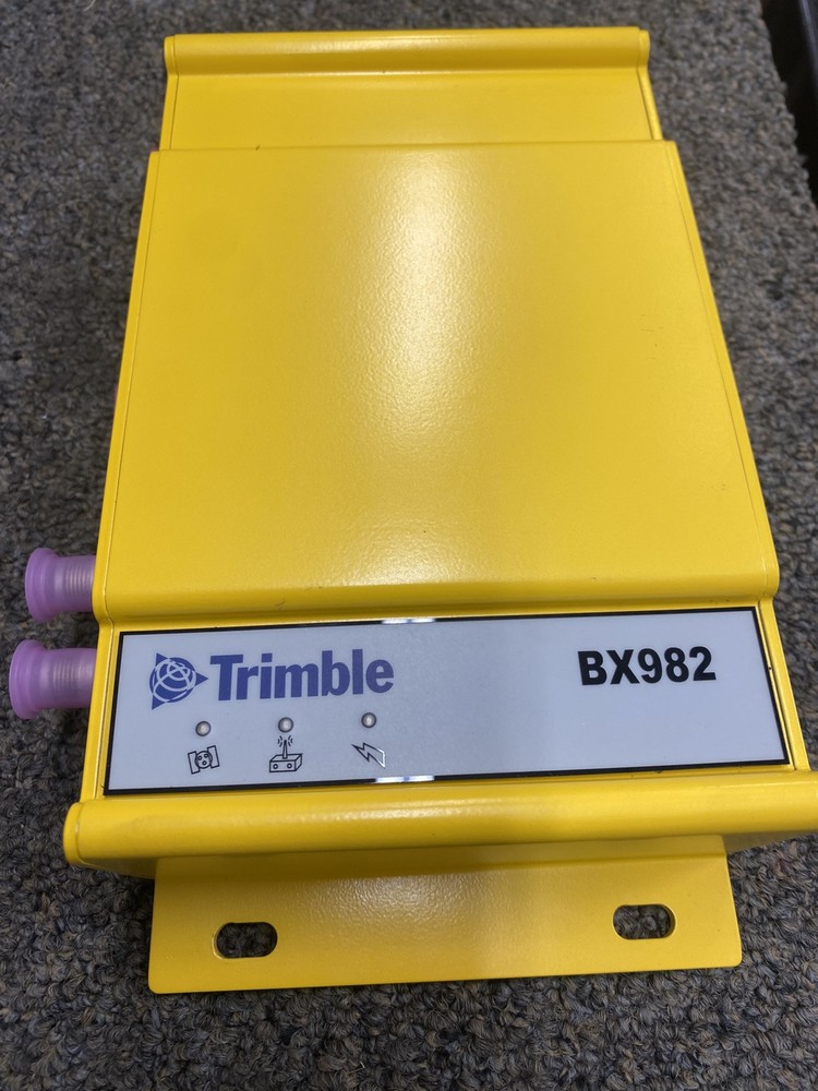 TRIMBLE BX982 SATCOM RECEIVER MULTI-CHANNEL MULTI-FREQUENCY GNSS 82878-05